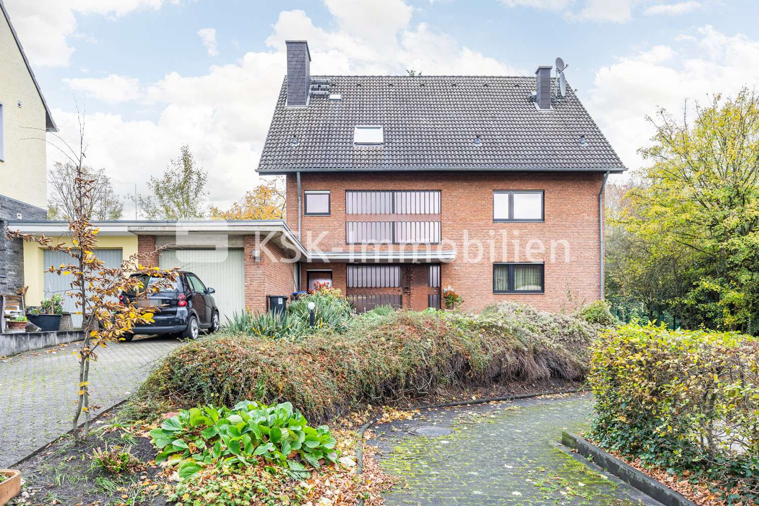 92323 Vorderansicht  - Zweifamilienhaus in 50321 Brühl mit 327m² kaufen