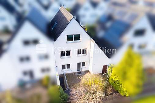 123502 Drohnenaufnahme  - Doppelhaushälfte in 51143 Köln mit 171m² kaufen