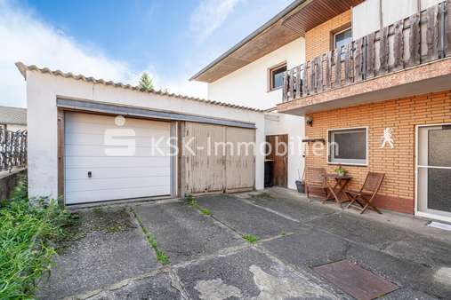124671 Garage - Doppelhaushälfte in 50374 Erftstadt / Köttingen mit 110m² kaufen