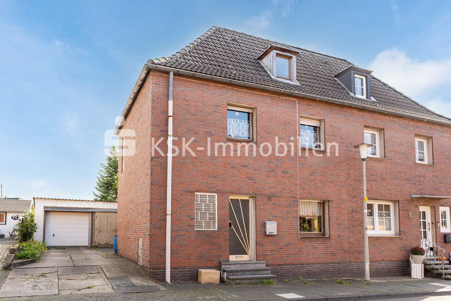 124671 Vorderansicht - Doppelhaushälfte in 50374 Erftstadt / Köttingen mit 110m² kaufen