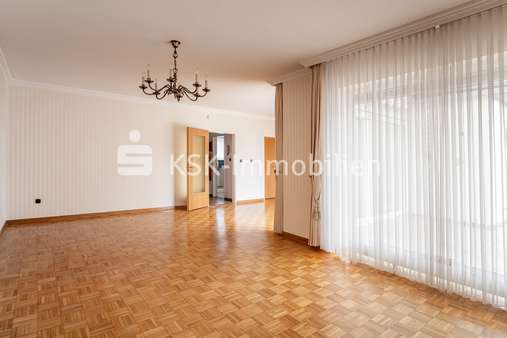 121417 Wohn- und Esszimmer  - Reihenmittelhaus in 50769 Köln mit 100m² kaufen