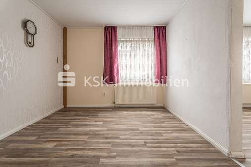 124525 Zimmer Erdgeschoss - Einfamilienhaus in 50169 Kerpen mit 126m² kaufen