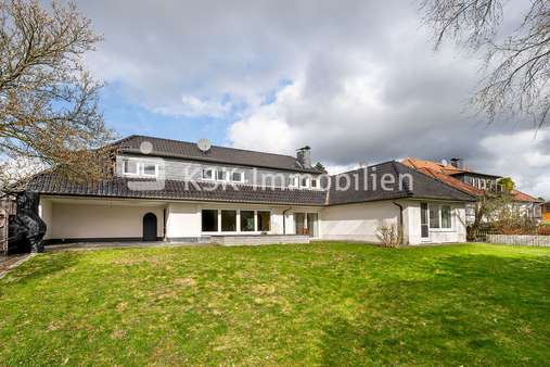 127033 Aussenansicht  - Einfamilienhaus in 51519 Odenthal mit 280m² kaufen