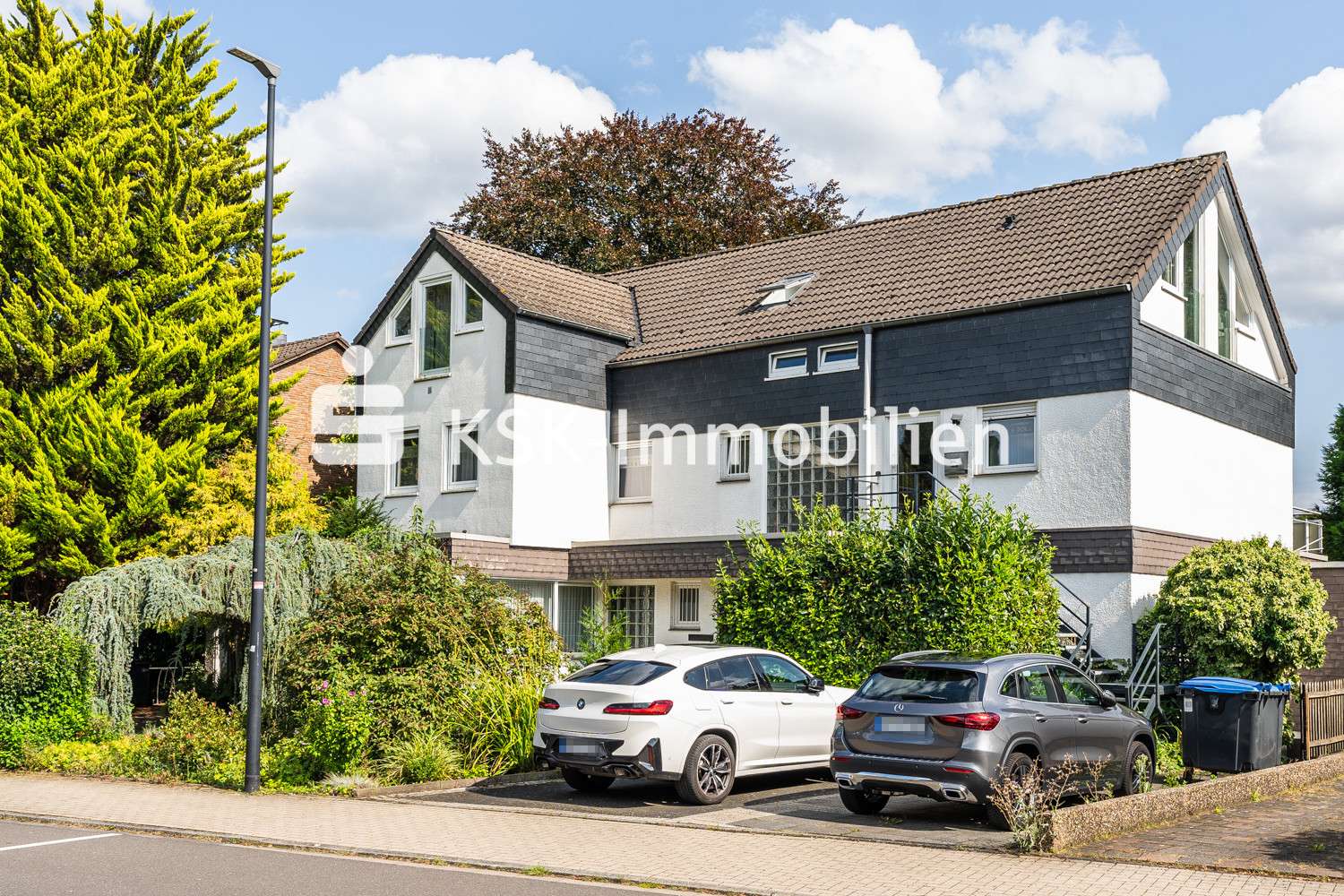 121852 Titelbild - Haus in 50354 Hürth mit 143m² als Kapitalanlage kaufen