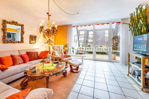 127669 Wohnzimmer untere Etage - Maisonette-Wohnung in 53721 Siegburg / Kaldauen mit 131m² kaufen