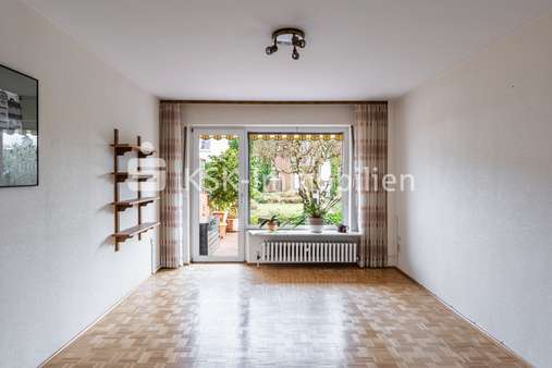 114440 Erdgeschoss Wohnzimmer - Reihenmittelhaus in 50767 Köln mit 96m² kaufen