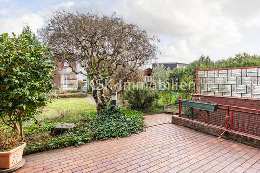 114440 Terrasse  - Reihenmittelhaus in 50767 Köln mit 96m² kaufen