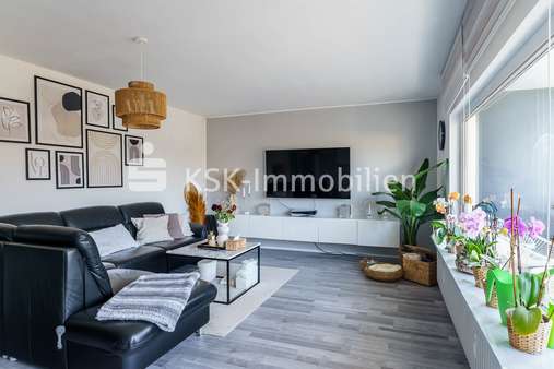 128647 Wohnzimmer - Etagenwohnung in 53604 Bad Honnef mit 107m² kaufen