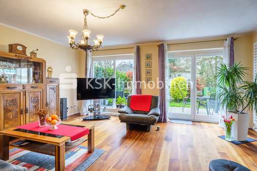 117100 Wohnzimmer - Doppelhaushälfte in 53604 Bad Honnef mit 133m² kaufen