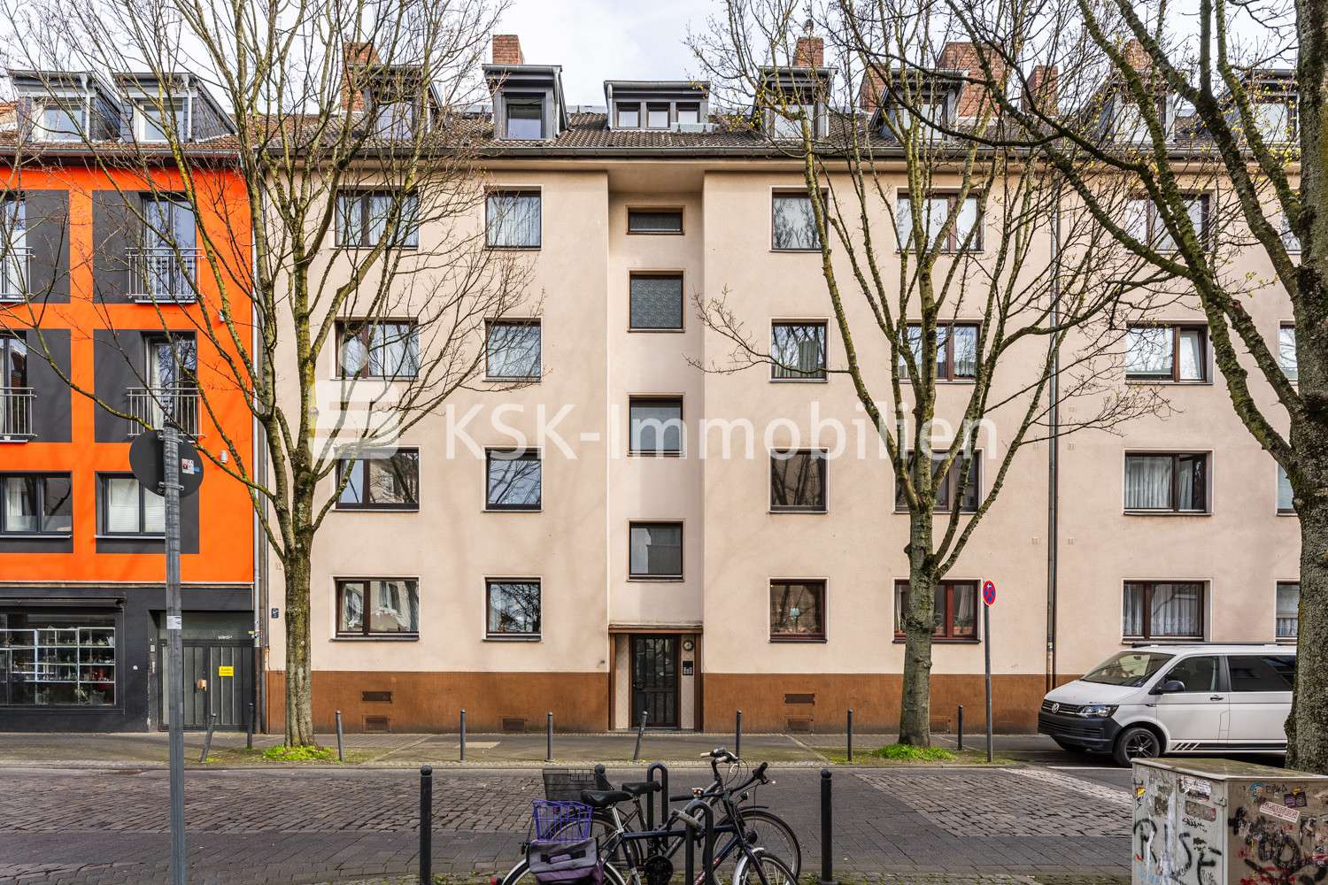 130680 Außenansicht - Dachgeschosswohnung in 51105 Köln mit 59m² kaufen