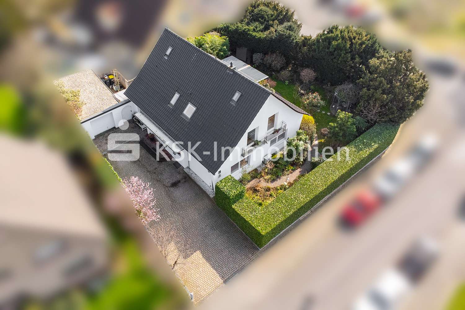 123119 Drohnenaufnahme - Einfamilienhaus in 50126 Bergheim mit 188m² kaufen