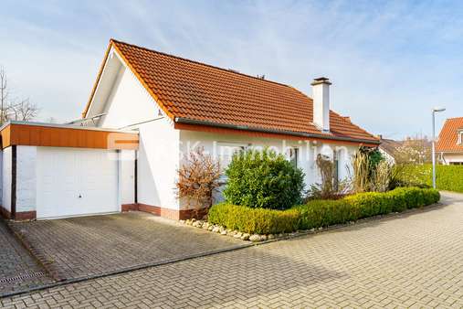 129519 Außenansicht  - Einfamilienhaus in 53757 Sankt Augustin mit 175m² kaufen