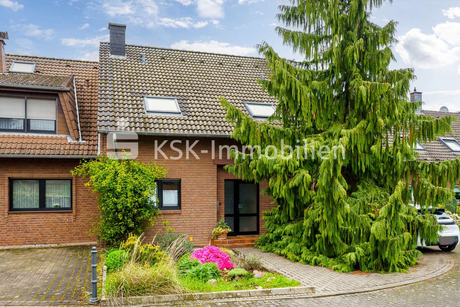 127751 Außenansicht  - Einfamilienhaus in 50126 Bergheim mit 131m² kaufen