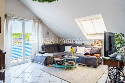 131892 Wohnbereich - Dachgeschosswohnung in 53347 Alfter mit 65m² kaufen