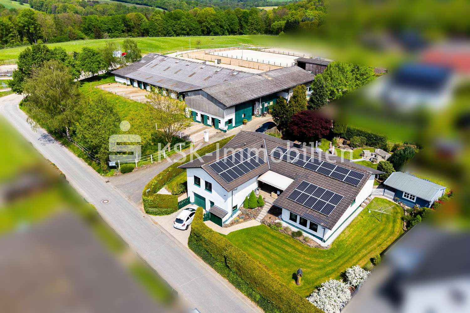 132842 Drohnenansicht  - Reiterhof in 53819 Neunkirchen Seelscheid mit 175m² kaufen