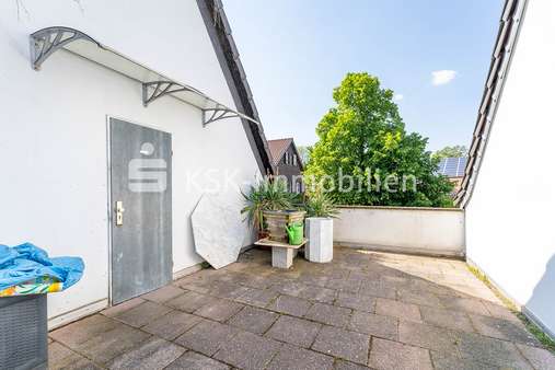 109127 Wohnung Dachgeschoss  - Einfamilienhaus in 50259 Pulheim / Stommeln mit 112m² kaufen