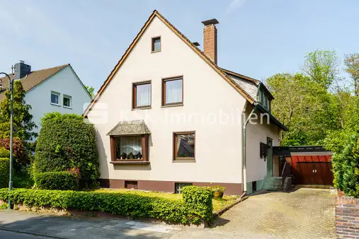 Freistehendes Einfamilienhaus in Troisdorf-Oberlar!