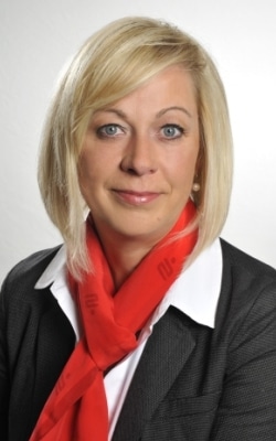 Frau Andrea Müller