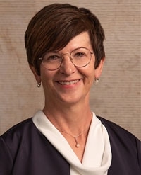 Frau Margit Titze