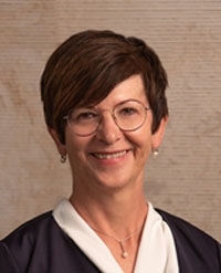 Frau Margit Titze