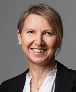 Frau Sabine Schwemmer