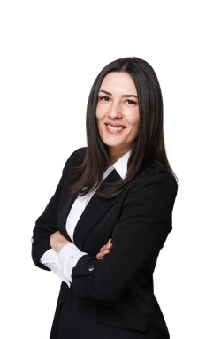 Frau Samira El-Issa