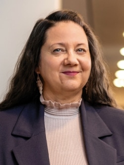 Frau Sylvia Matthes