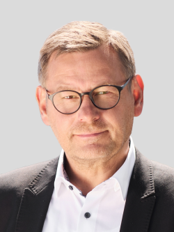 Herr Christian Weege