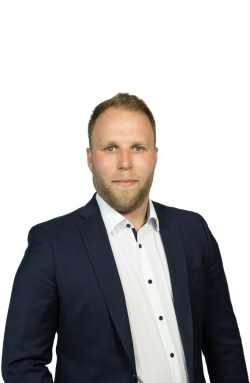 Herr Loris Dymek