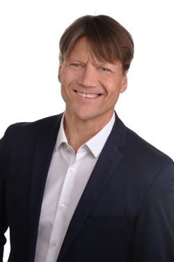 Herr Rainer Thoma