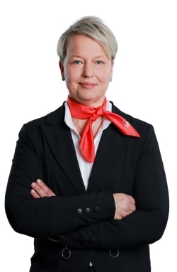 Frau Simone Kiefert