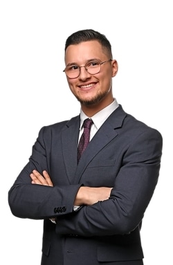 Herr Elion Qoraj