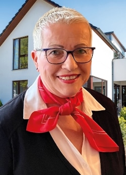 Frau Monika Keilholz