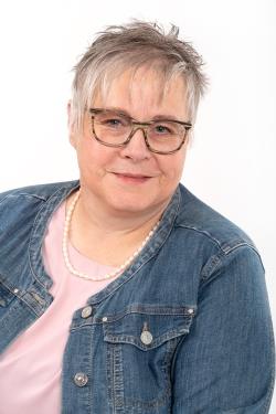 Frau Maria Sester