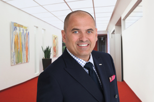 Herr Michael Axmann