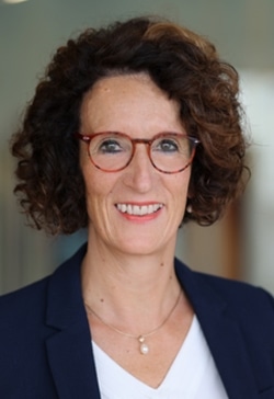 Frau Sabine Finzel