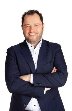 Herr Björn Kämper