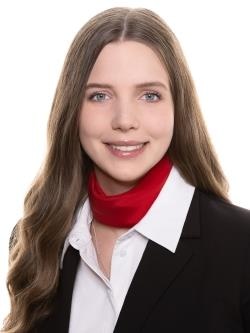Frau Sarah Sauerhammer