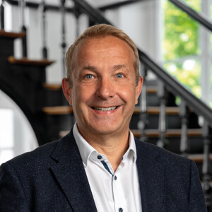 Herr Stephan Duray