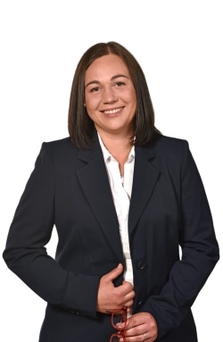 Frau Dana Bleibaum