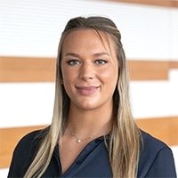 Frau Rhiannon Winkler