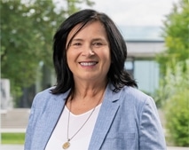 Frau Yvonne Faiß