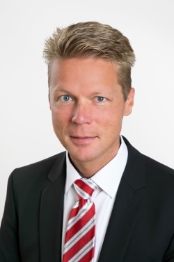 Herr Gernot Niedermeier