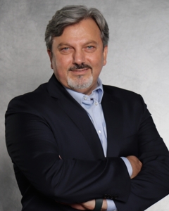 Herr Sezgin Dak