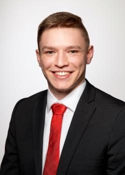 Herr Yven Ziener