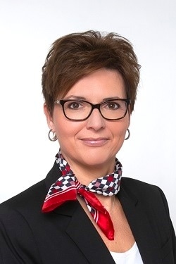 Frau Diana Baumgarten