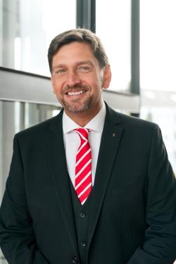 Herr Jérôme Toncourt