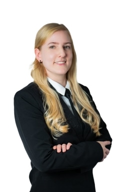 Frau Sabrina Janning