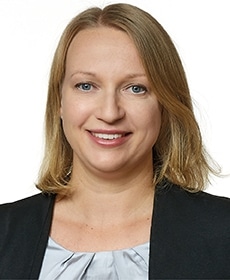 Frau Saskia Schmidt