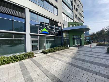 Zugang - Bürofläche in 85748 Garching bei München mit 0m² mieten